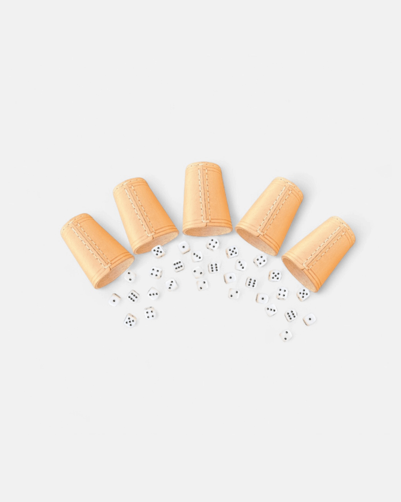 Leder Würfelbecher Set, 5 Becher mit 30 Würfeln, 16mm, Handgefertigt, 9cm Natur