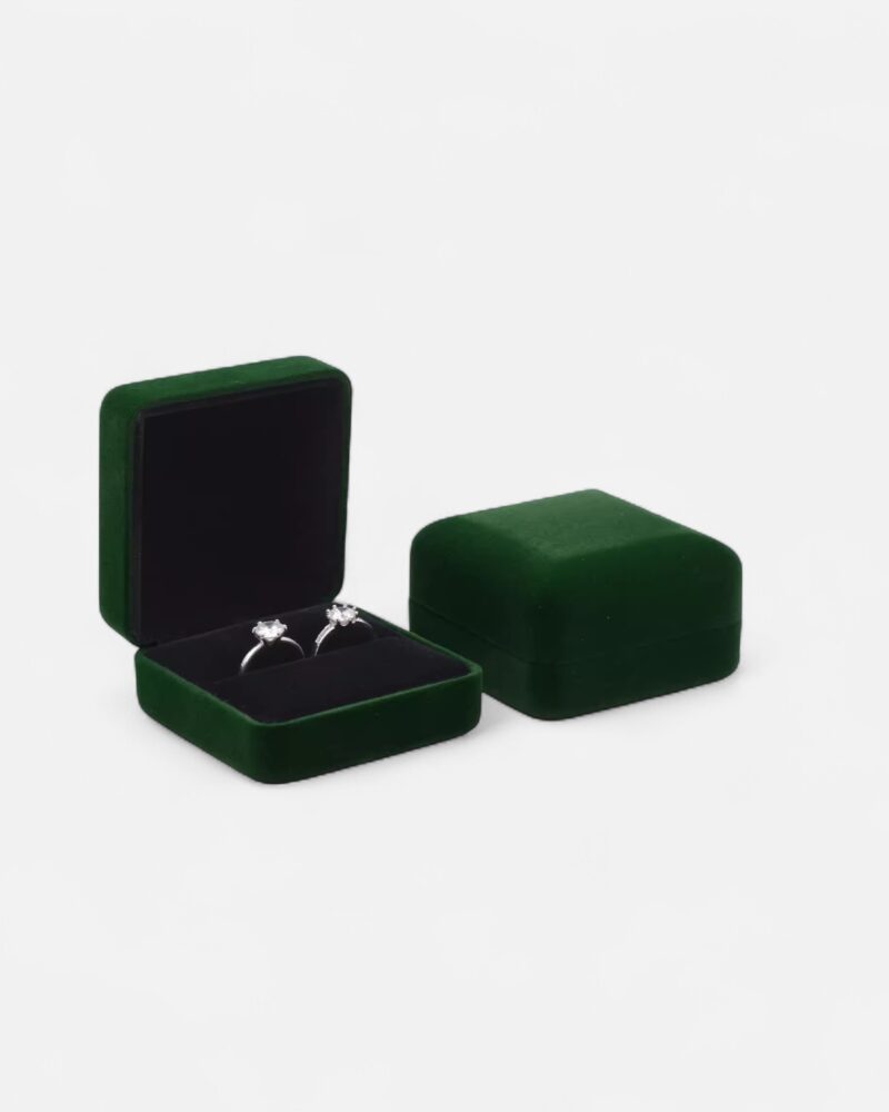 Edle Doppel-Ringbox aus Samt – Smaragdgrün, 7,5 × 7,5 × 4,2 cm