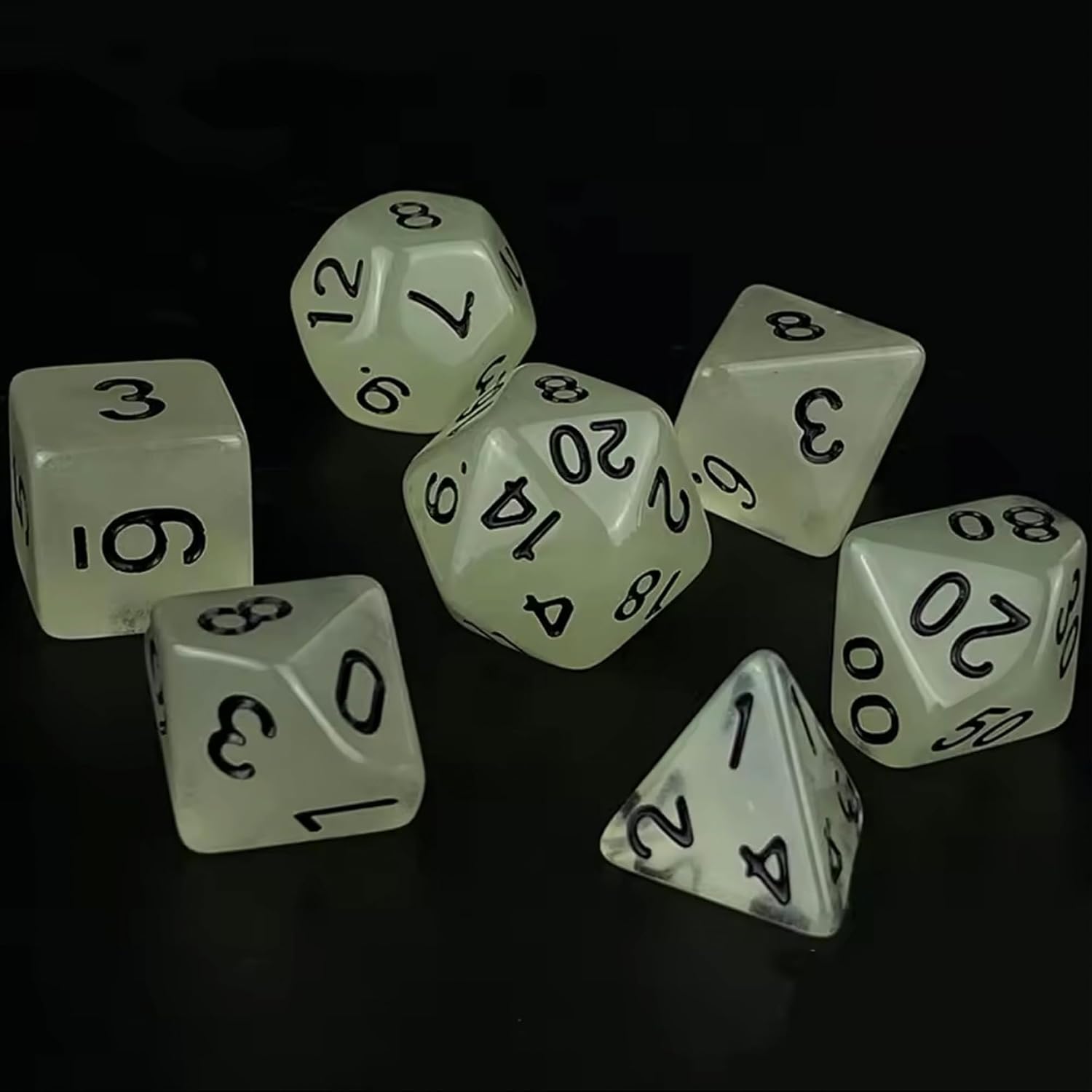 Leuchtendes Rollenspiel-Würfelset, 7-teilig, im Samtbeutel – Ansicht 4